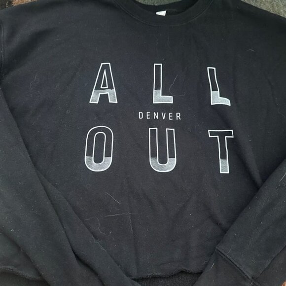OTF All Out Denver Cropped Sweater - Picture 1 of 1